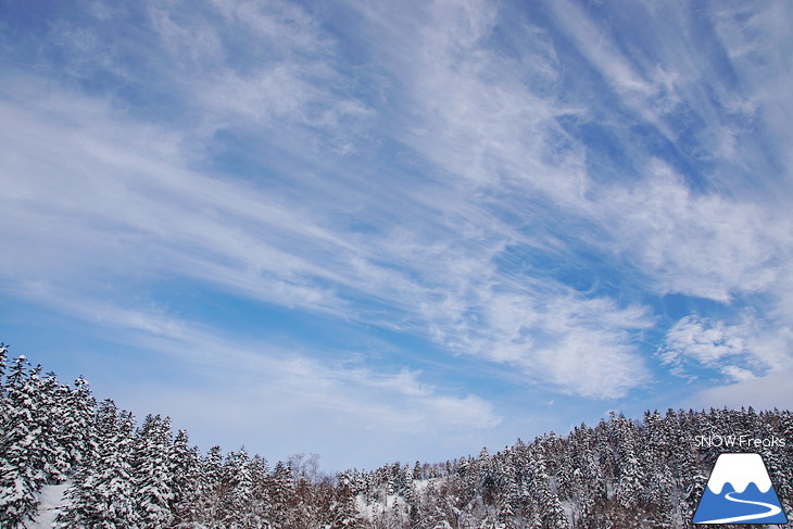 大雪山旭岳ロープウェイ 北海道最高峰でパウダーライド！